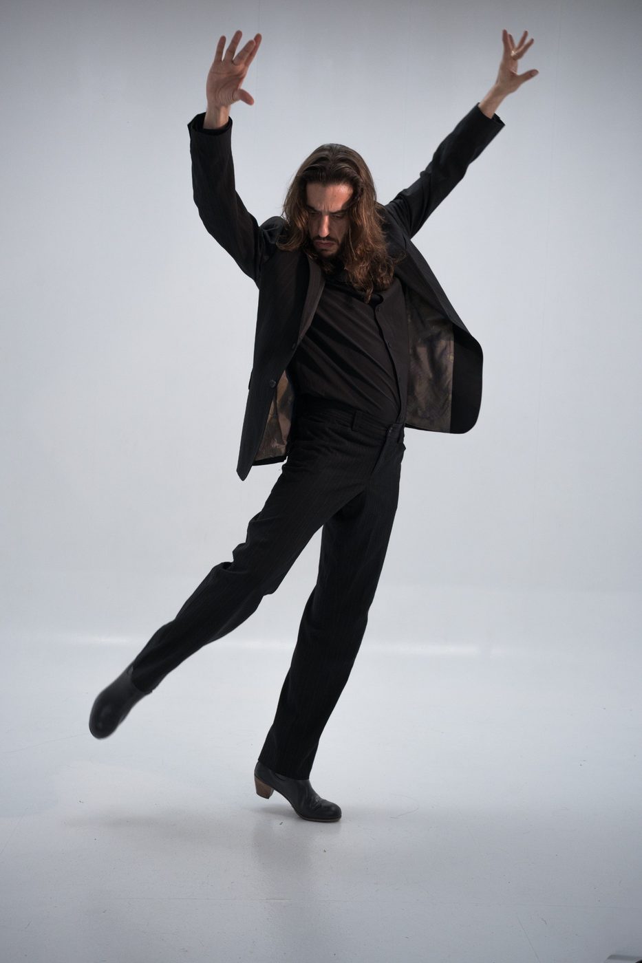 José Manuel Álvarez bailando flamenco
